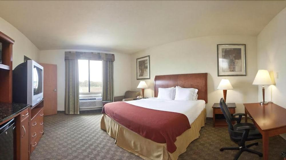 Holiday Inn Express Hotel And Suites Fairfield-North By Ihg Extérieur photo