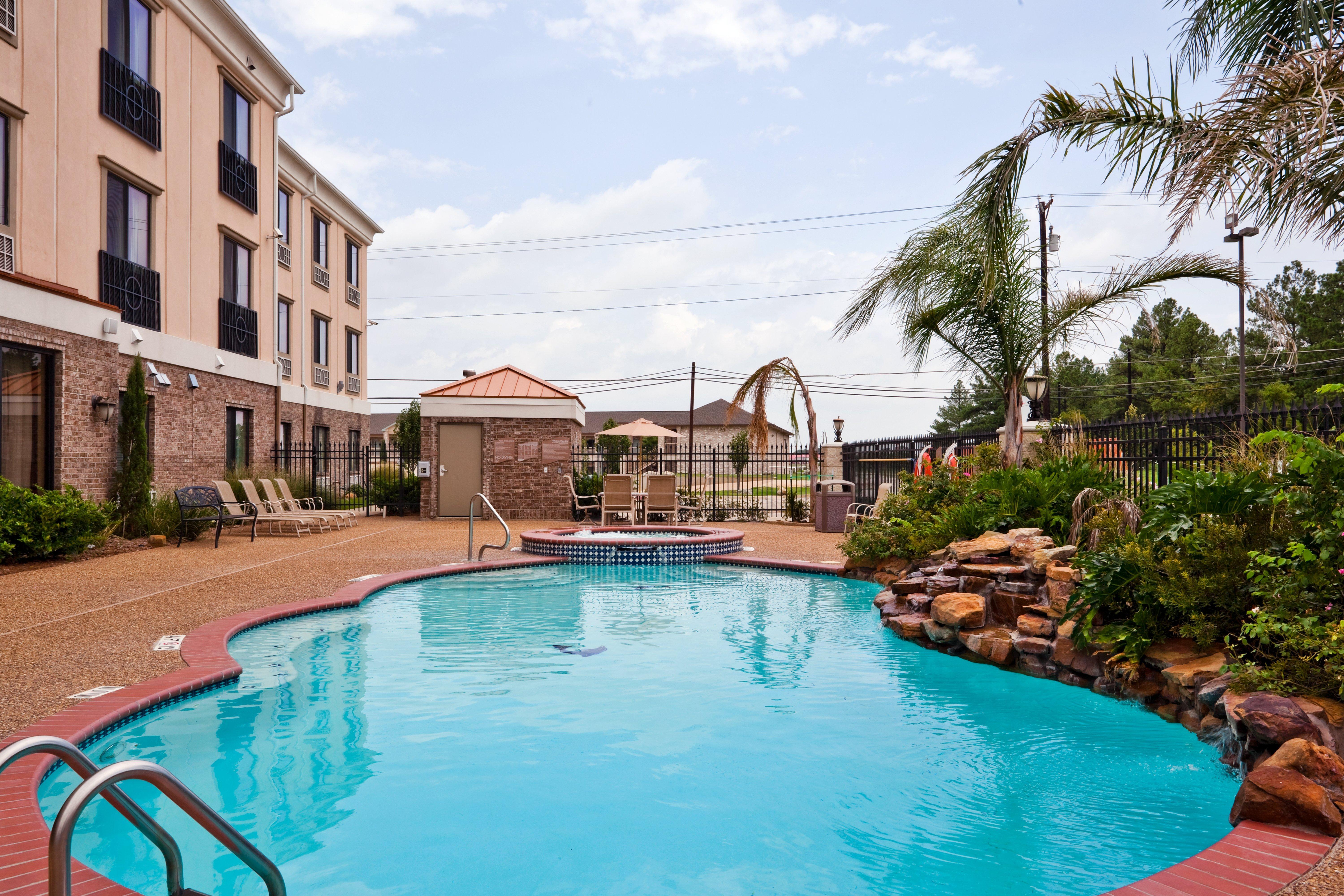 Holiday Inn Express Hotel And Suites Fairfield-North By Ihg Extérieur photo