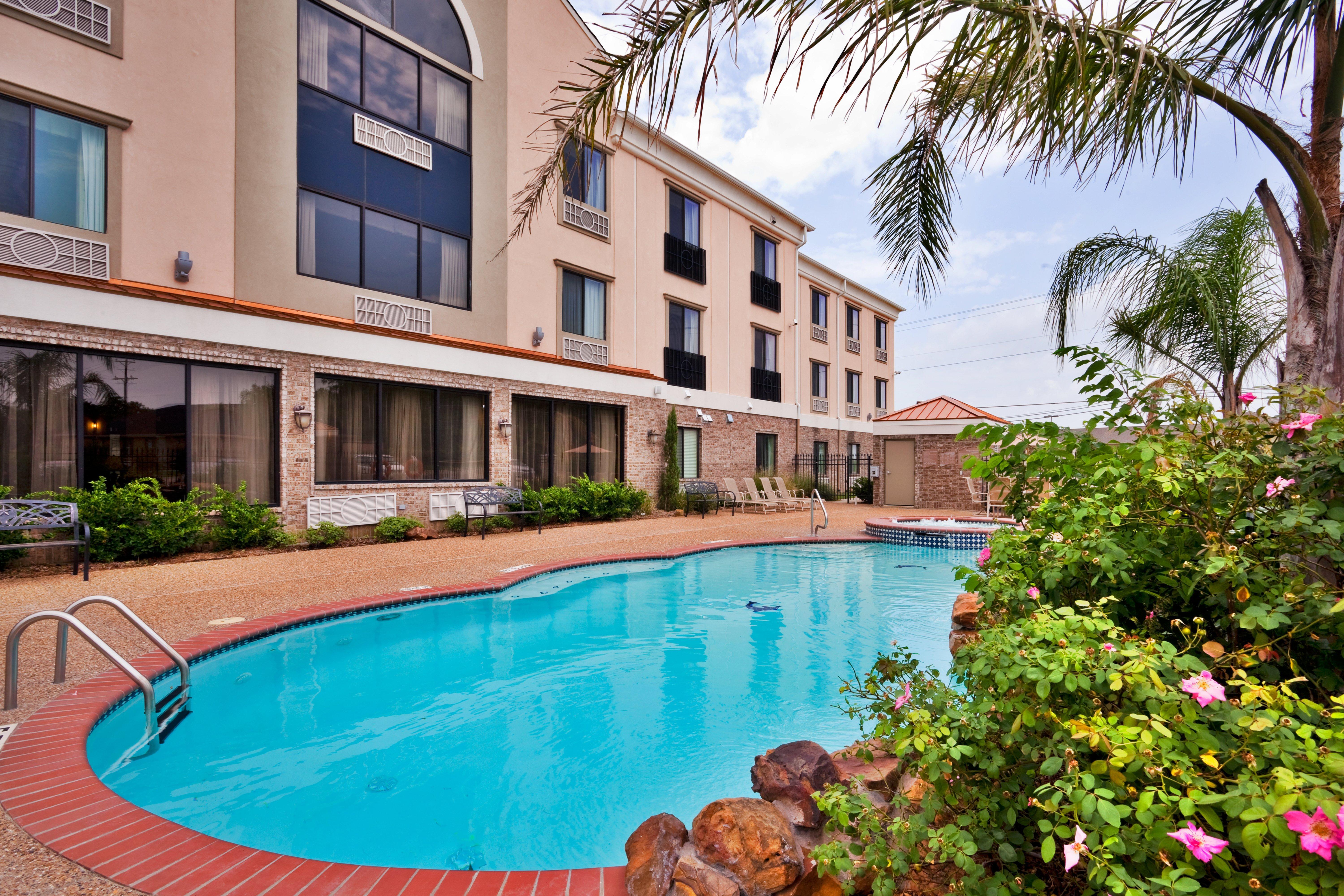 Holiday Inn Express Hotel And Suites Fairfield-North By Ihg Extérieur photo